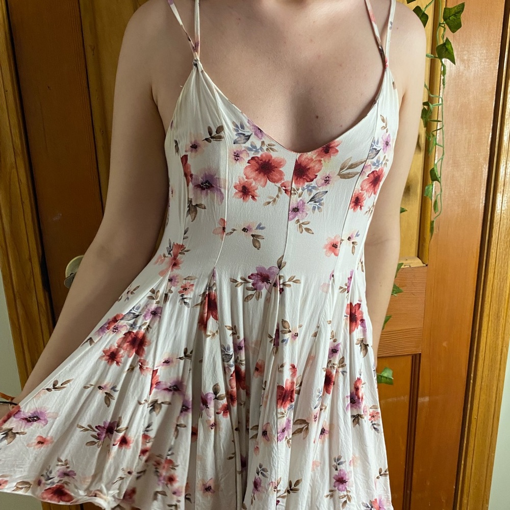 Forever 21 flowy fit and flare floral sundress